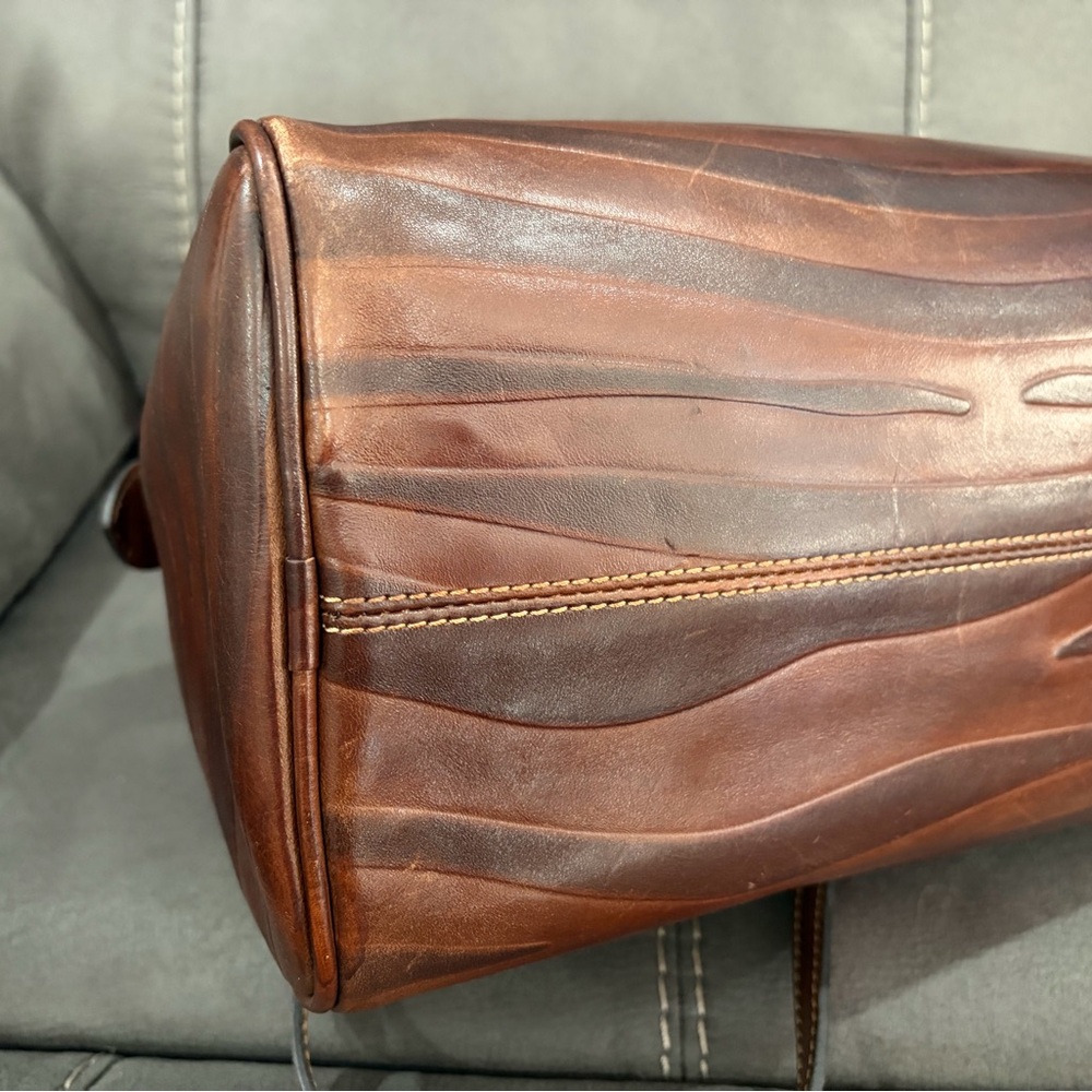 SOLD Dooney & Bourke Tiger Brown Leather Duffel Bag - Picture 9 of 16